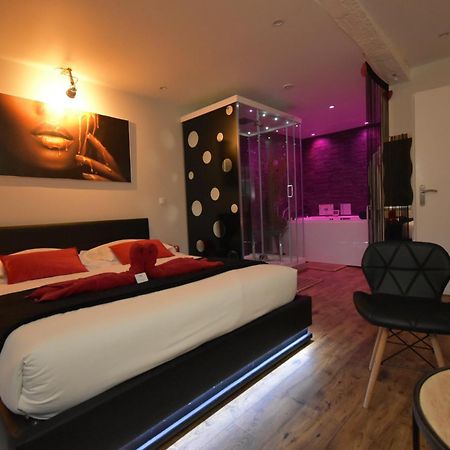 Spa Privatif Love Room, Le Hammam Et Bulles, Chez Nuits Chartraines Σαρτρ Εξωτερικό φωτογραφία