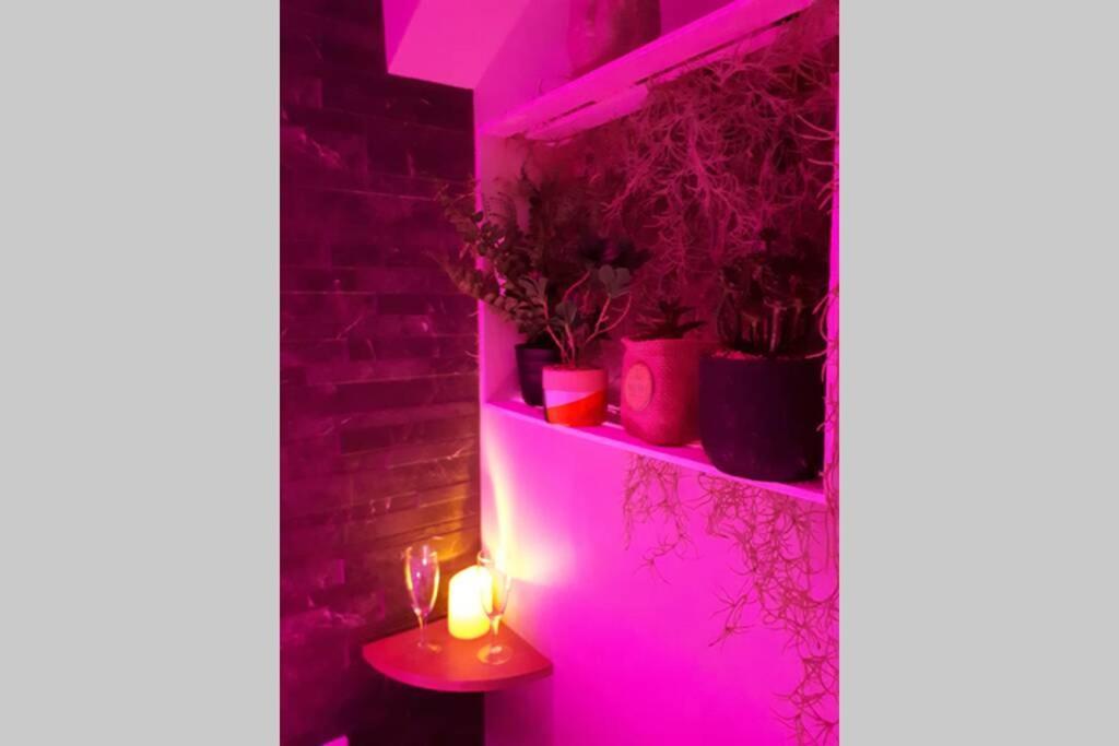 Spa Privatif Love Room, Le Hammam Et Bulles, Chez Nuits Chartraines Σαρτρ Εξωτερικό φωτογραφία