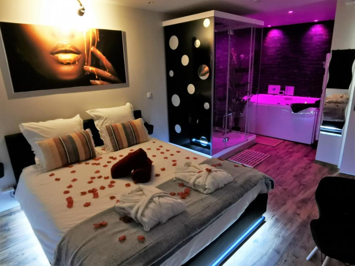 Spa Privatif Love Room, Le Hammam Et Bulles, Chez Nuits Chartraines Σαρτρ Εξωτερικό φωτογραφία
