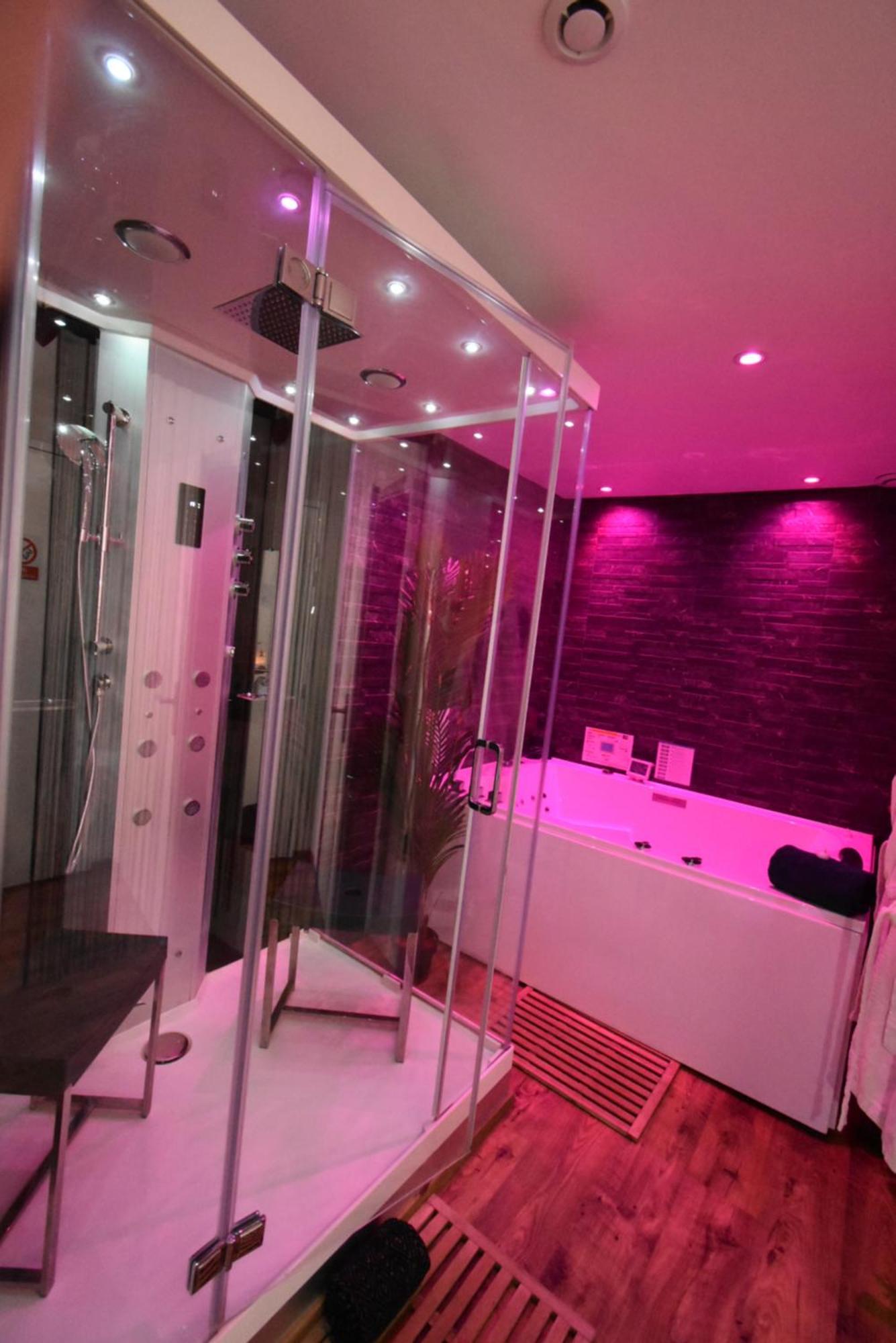Spa Privatif Love Room, Le Hammam Et Bulles, Chez Nuits Chartraines Σαρτρ Εξωτερικό φωτογραφία